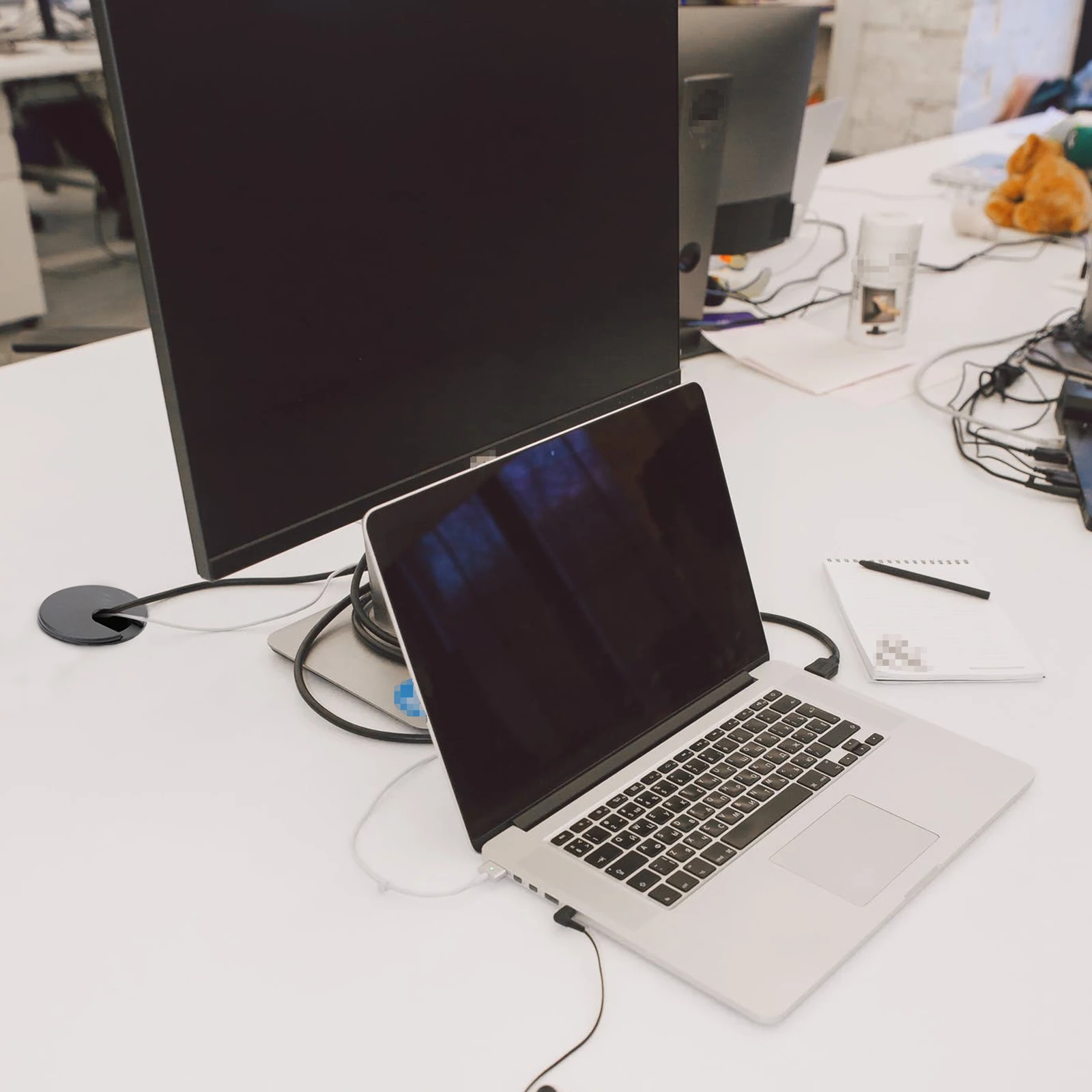 

10pcs 35mm Computer Desk Cable Coil Out Hole Cover Desktop threading box Wiring Ducts Cover for Home Office (Black)