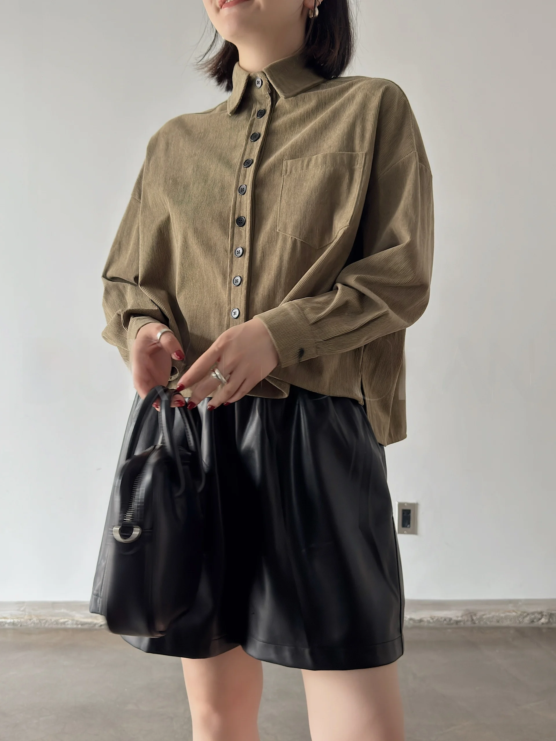 

Versatile Long Sve Corduroy irt Jaet Retro Sle Multi-Button Color Blo Loose Fit Women's Cardigan Polyester Fiber