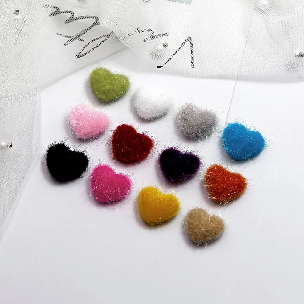 5 stücke Herz Pom Pom 3D Nagel Charms 2024 Sommer neue magnetische Nagel Pom Kit für Akzent Nagel magnetische Pom Puffy Pom Charms Nail Art