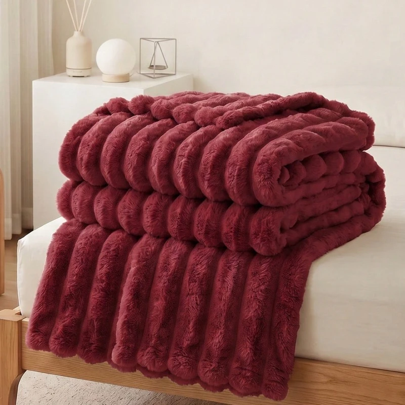 1pc Chocolate Brown Sofa Blanket, Comfortable & Warm, Super Skin-Friendly & Breathable, Lightweight & Soft, Minimalist Fashion Design, All-Around Comfort, Suitable For Travel, Nap Blanket, Multiple Sizes Available, Machine Washable