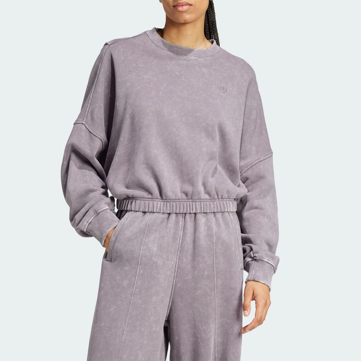 

Adidas Official Three Stripes Women's Loose Sports Round Neck Long Sleeve Sweatshirt IY7397