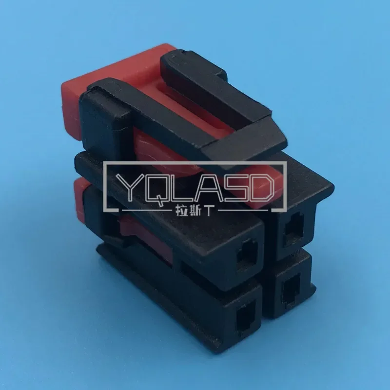 

1 Set 4 Way Automotive Modification Accessories Plastic Housing Electric Cable Connector AC Assembly For Car