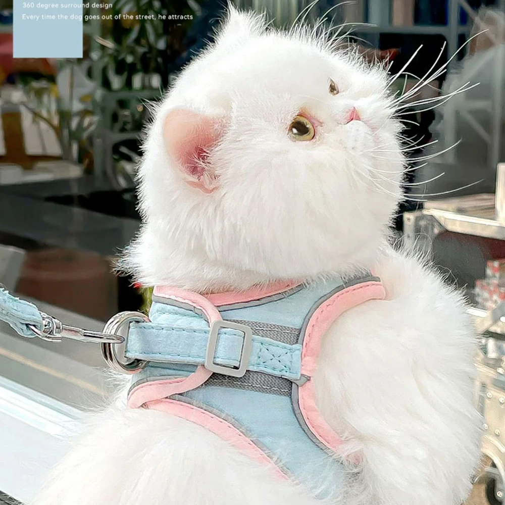 

Cat Dog Noctilucent Harness with Lead Leash Adjustable Vest Polyester Mesh Breathable Harnesses Reflect Light Cat Accessories