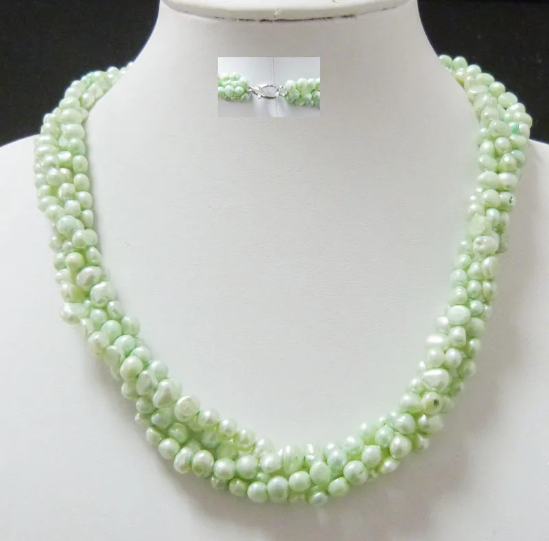 Pretty  ROMANTIC 100%   fresh water pearl necklace 18