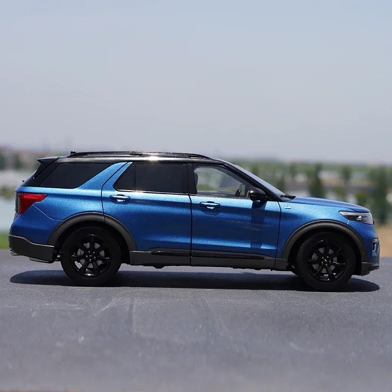 1:18 New Ford Explorer 2021 6th Generation SUV Alloy Diecast Model Toy Car Miniature Gifts Altis Original Box Collection