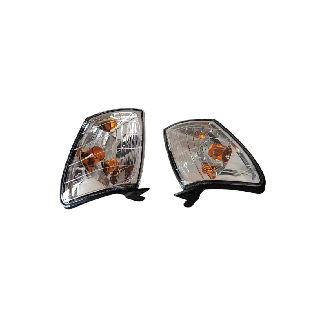 

Подходит для модели Toyota NOAH CR40 CR50 1996-1998 гг. с парой белых передних угловых фонарей.