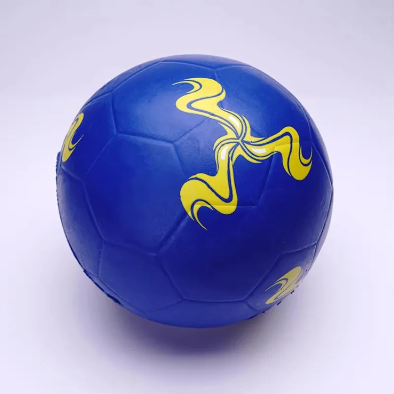 ลูกฟุตบอลยางสำหรับฝึกซ้อม/แข่งขัน คุณภาพสูง ออกแบบมืออาชีพ ผลิตตามสั่ง