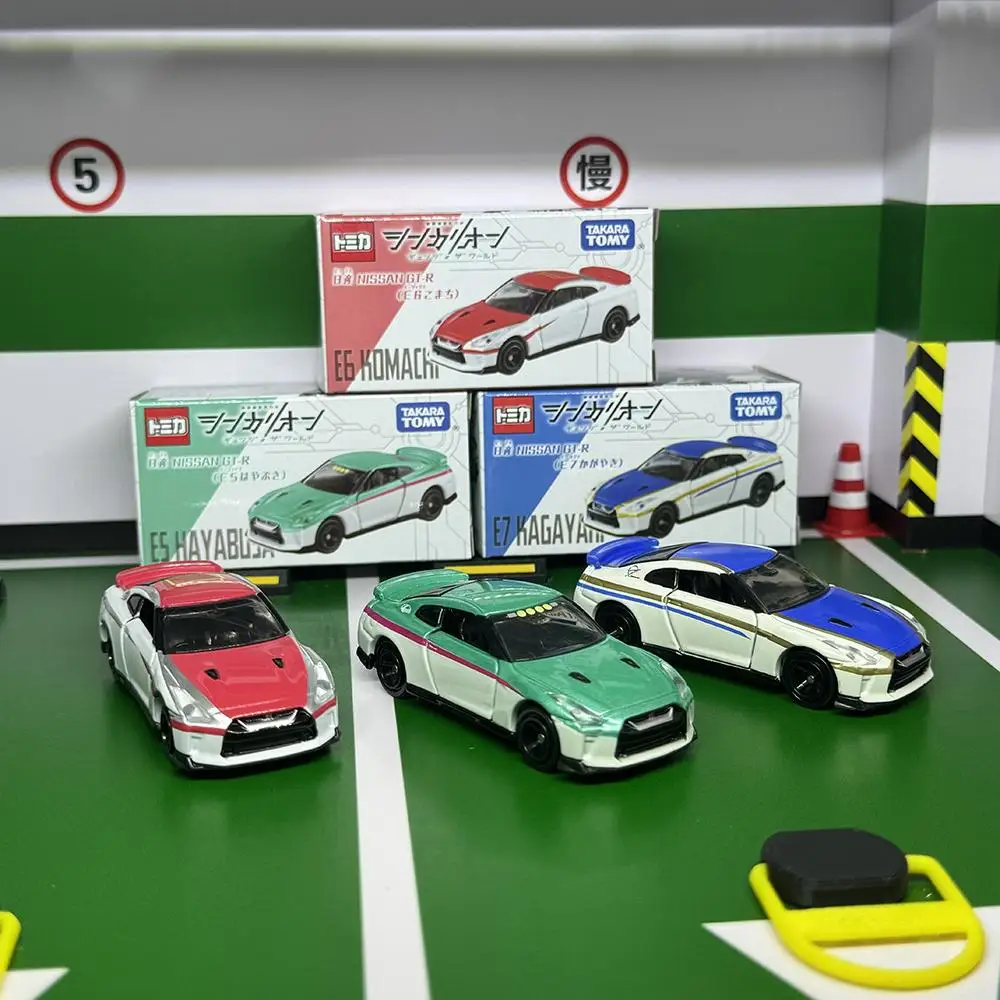 Takara Tomy Tomica Dream Tomica Shinkalion CW Tomica Nissan NISSAN GT-R  Mini Car Toy Model Replica Series Children Christmas