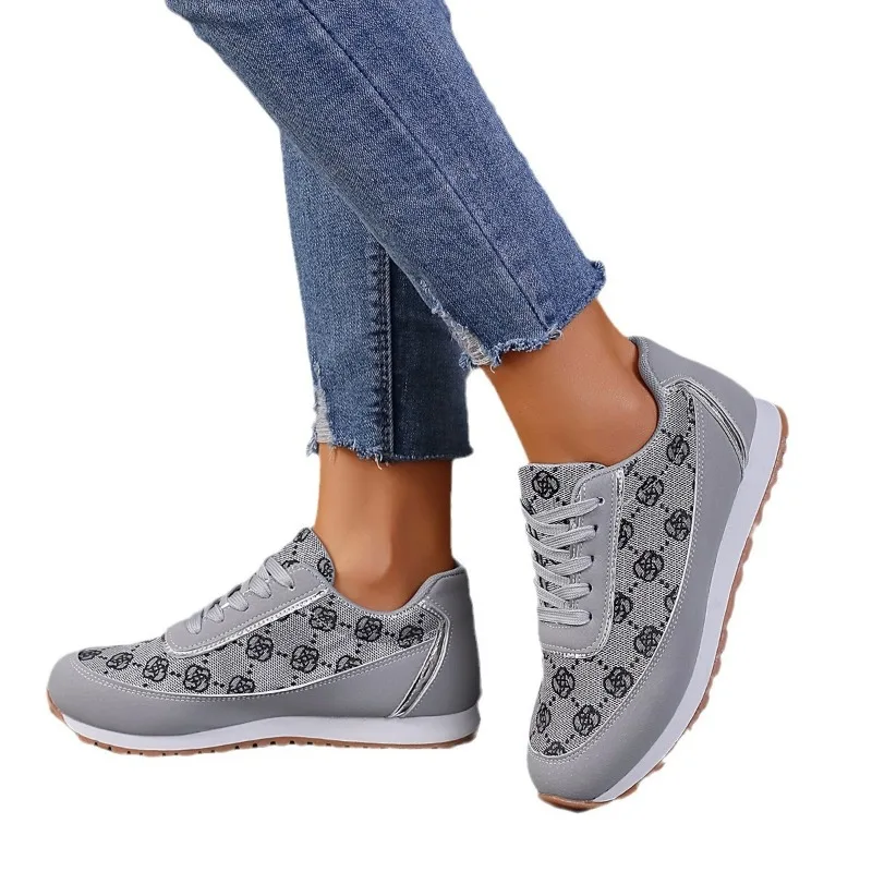 Grey Fashion 2024 wiosna nowe Sneaker luksusowe buty damskie Khaki buty wulkanizowane Plus rozmiar 42 wygodne buty do koszykówki