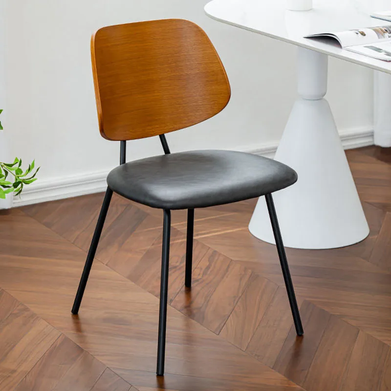 High-quality metal dining chair, modern style upholstered leather dining chair, hot-selling apartment wood back dining chair