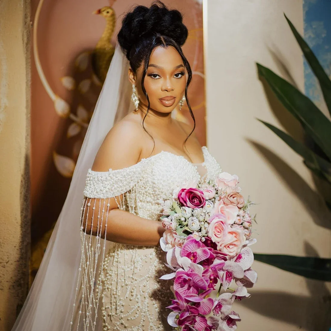 Customized  Tassels Off the Shoulder Sparkly Pearls Beads Bridal Dress 2025 Vestidos De Novia Luxury Arabic Wedding Gowns