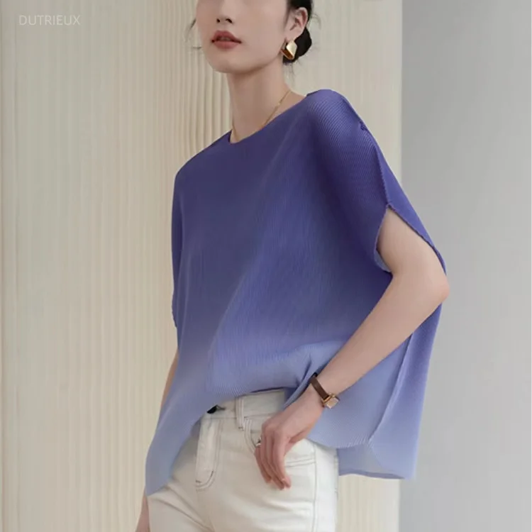 Fashion Gradient Blouse Women Clothing Short Sleeve O-neck Loose Shirts Temperament Tops Summer Thin Folds Blusas Mujer De Moda