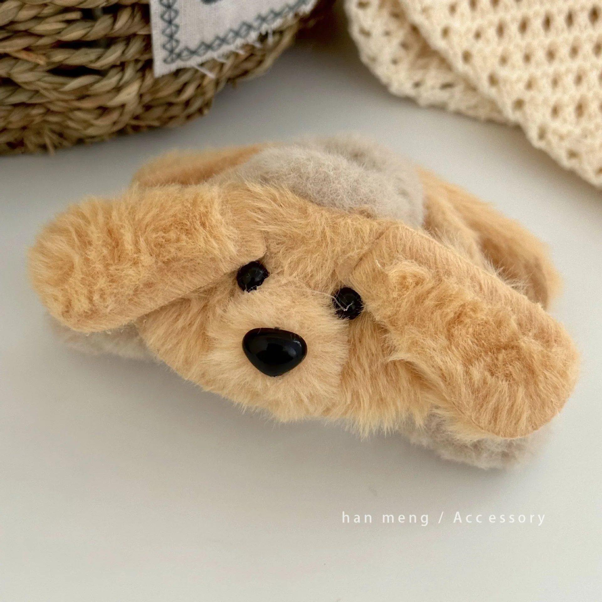Niedliche goldene Welpen-Haarspange, große Haarspange für den Hinterkopf, Hai-Clip, hochwertige, pelzige Krallenklammern für den Herbst und Winter, Persönlichkeits-Kopf-Accessoire – Detail 4