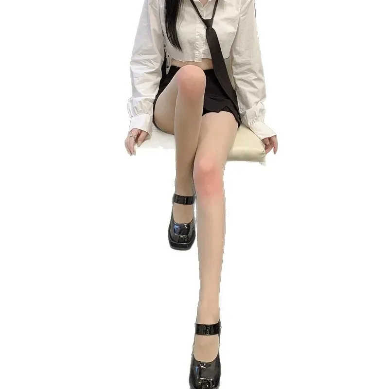 Calze bianche con fard al ginocchio Puro desiderio giapponese carino tinta unita fondo sottile collant calzini a cambiamento graduale Leggings da indossare ogni giorno