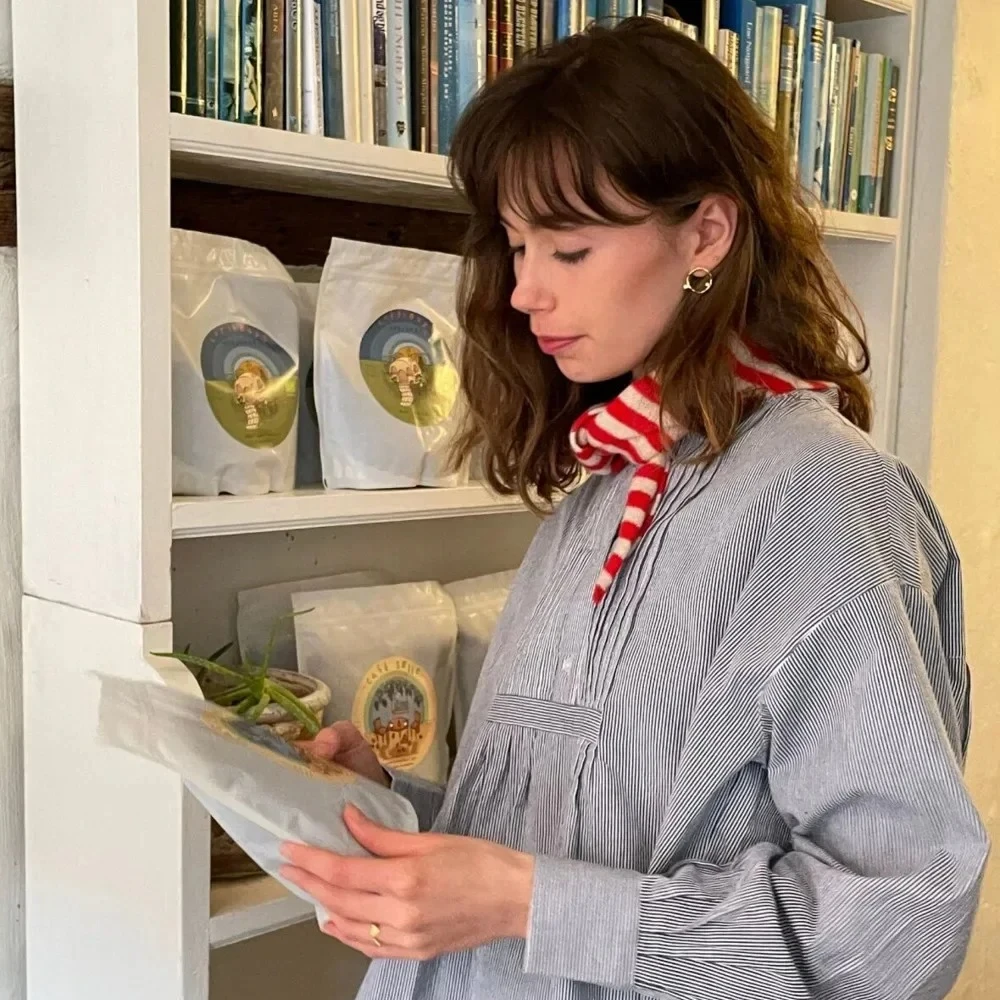 Syal Segitiga Inggris Syal Musim Semi Wanita Nyaman Lembut Manis Versi Korea Pelindung Leher Syal Kecil