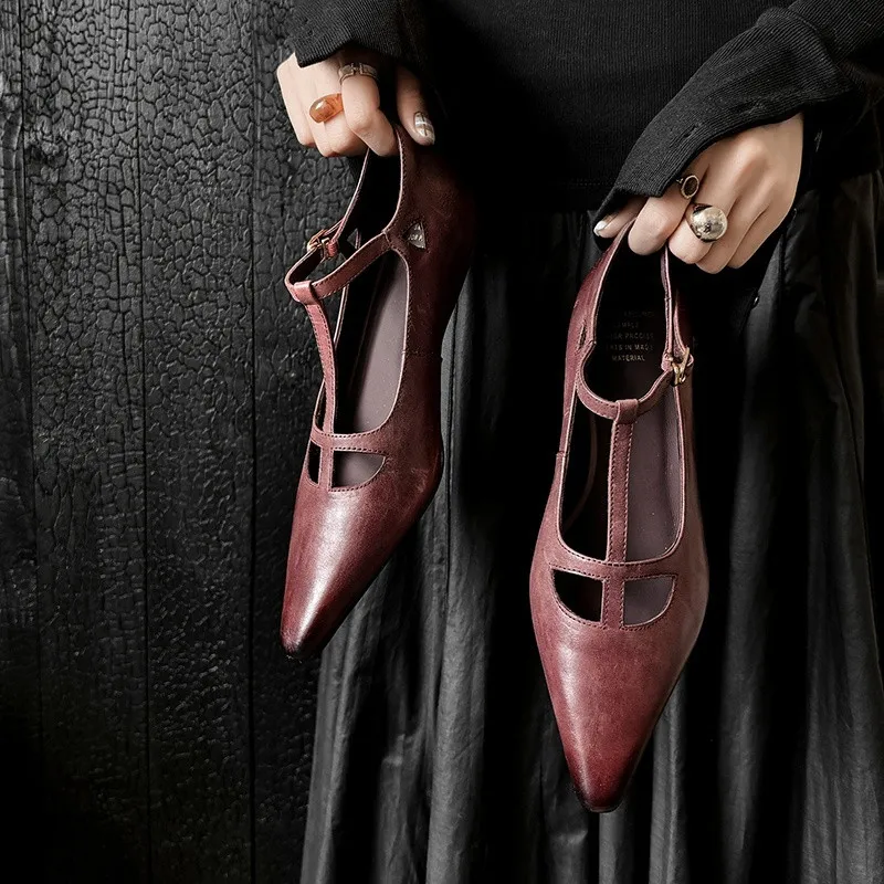 

Новые весенне-летние женские туфли из натуральной кожи с острым носком, модные ретро-туфли на среднем каблуке, туфли Мэри Джейн