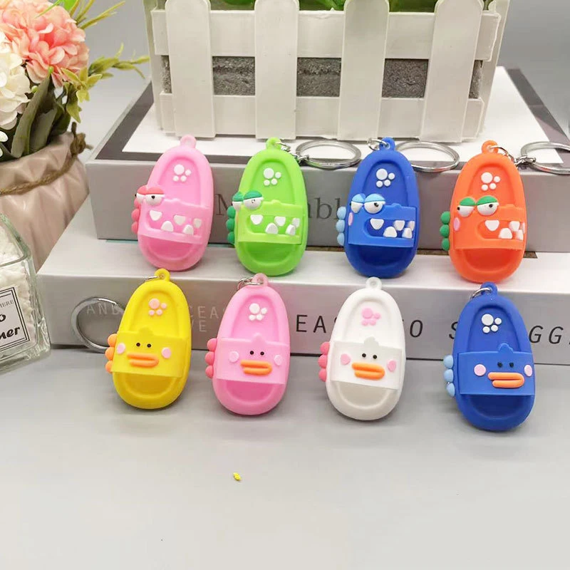 New Mini Summer Small pantofole portachiavi ciondolo Cartoon Cute Little Animal piccole pantofole zaino ciondolo regalo di compleanno