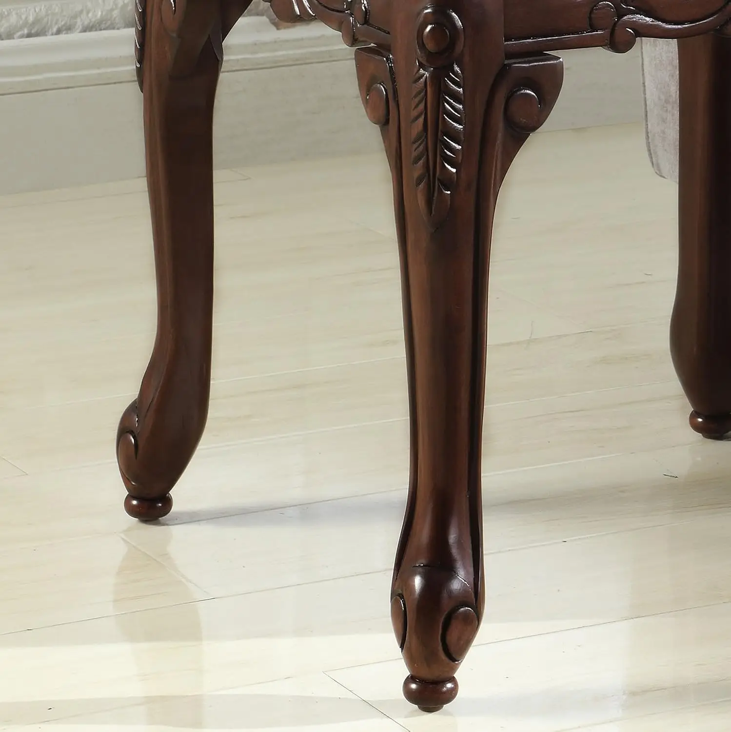 

Traditional Ornate Detailing Wood End Table, Dark Cherry