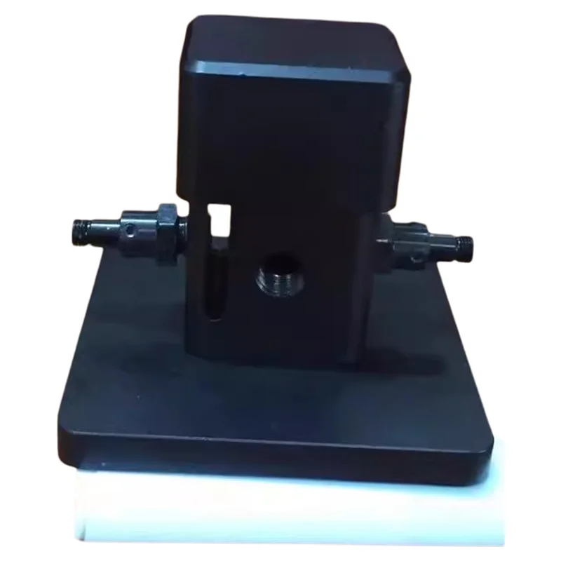 Detection of absorbance, fluorescence and transmittance  four-way light quartz cuvette bracket in scientific research laboratory