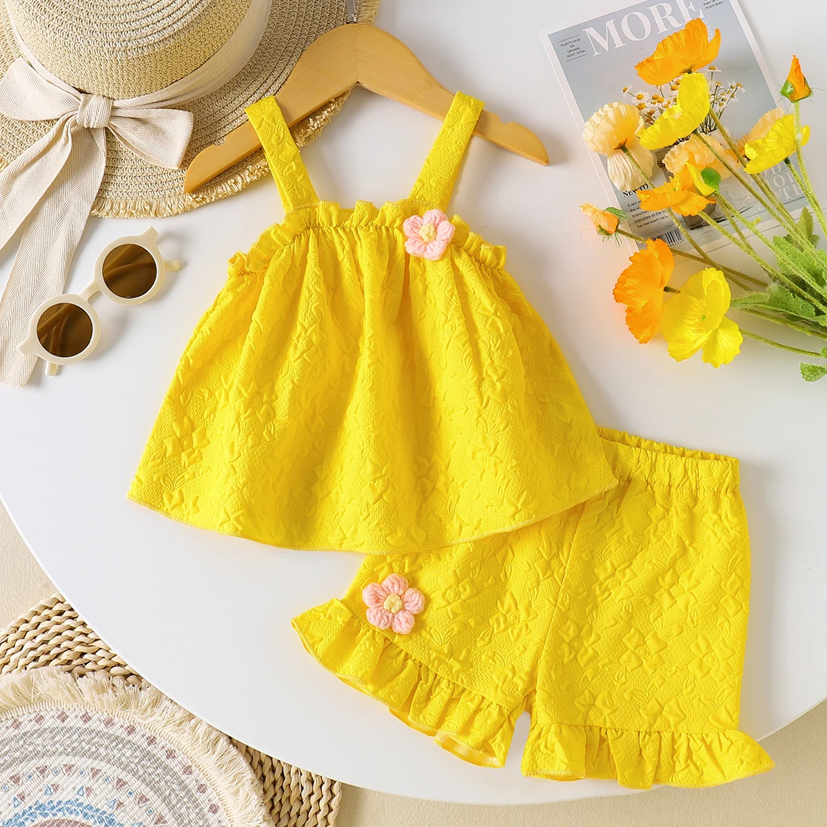 Girls' Yellow Jacquard Set: Floral Appliqué Camisole Top + Ruffled Shorts, Sweet Summer Children's Two-Piece Outfit