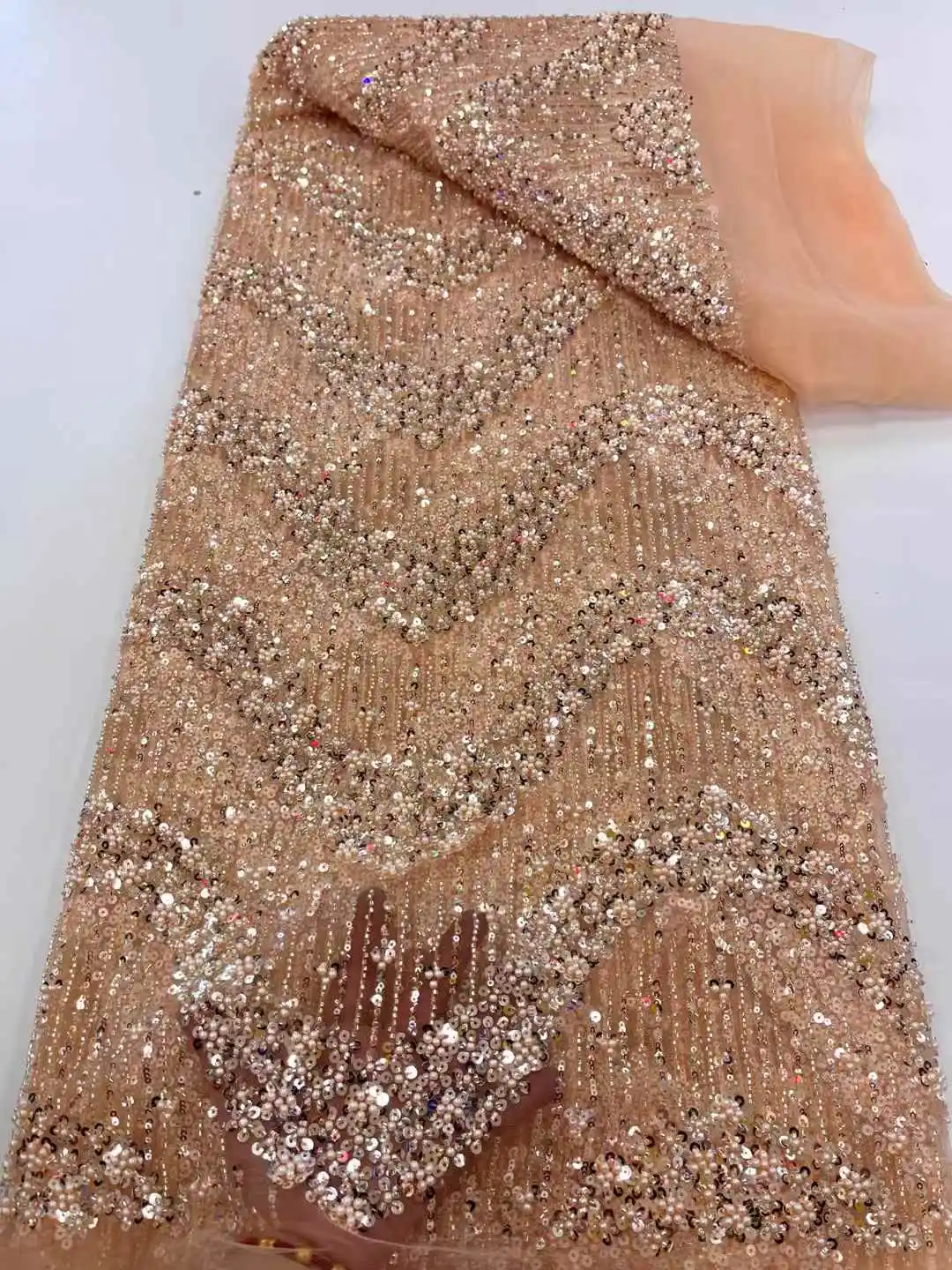 2025 高品質アフリカチュールレース生地刺繍レースビーズとスパンコールナイジェリアレース生地のウェディングドレス