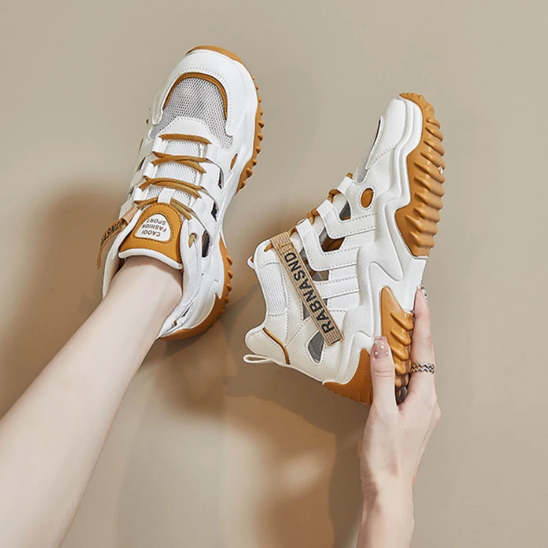 Zapatos de alta calidad para mujer, calzado deportivo con agujeros, transpirable, estilo informal, versión coreana, para verano, 2023