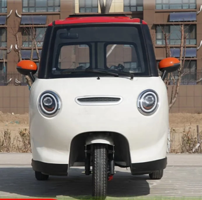 الاستخدام العائلي للركاب في المناطق الحضرية مع المقصورة المغلقة المقاومة للمطر 3 عجلات تعمل بالطاقة الشمسية دراجة ثلاثية العجلات الكهربائية