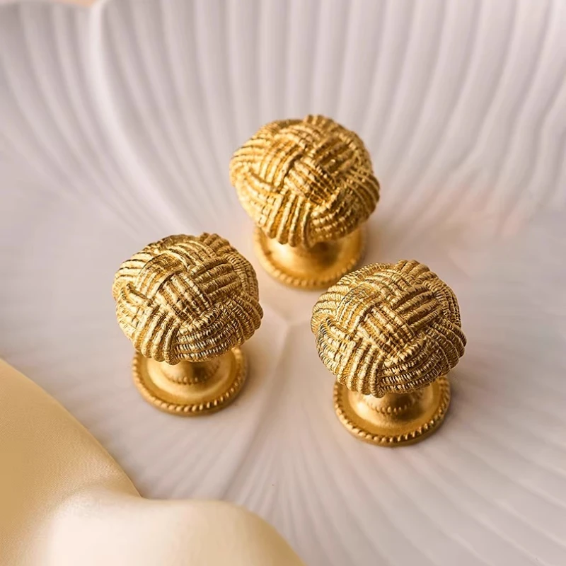 High-end Golden Silver Pulls Brass Wire Ball Furniture Handle Copper Wardrobe Cupboard Kitchen Cabinet Dresser Drawer Door Knob