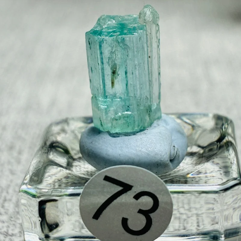Madagascar Natural Aquamarine Rough Crystal Quartz Specimen Healing Stone for Home Desk Decor