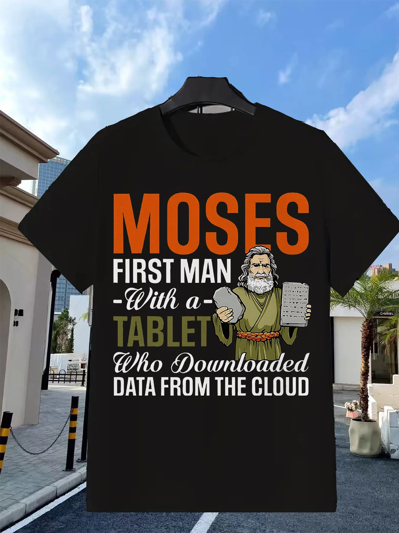Men's T-Shirt, Black, with Humorous Religious Print, Depicting Moses Holding a Tablet Downloading Data from the Clouds   Men's Casual Wear, Suitable for Casual Wear and Vacations in Spring, Summer, and Autumn.   Size: S-.   Fashionable Design, Brea, Plus Size