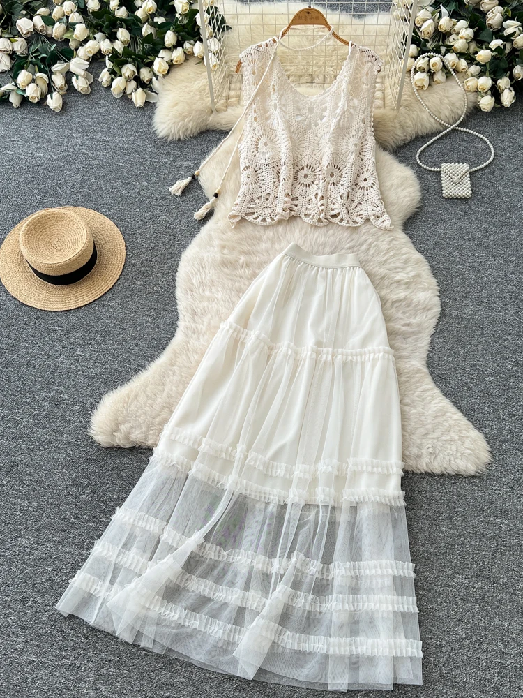 

Sweet Style Lace Hollow Hook Flower Top Mesh Cake Skirt Women Summer New Sleeveless Slimming Two-piece Set Fashionable Commut...