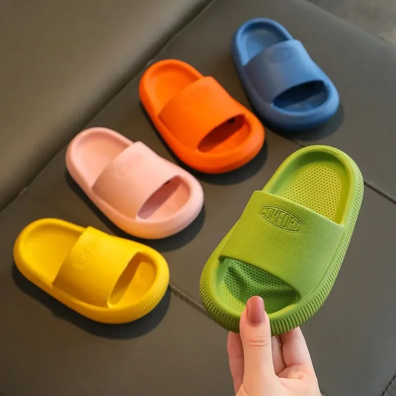 Children\'s Slippers Solid Comfortable Non-Slip Home Slippers Boys Girls Breathable Bathroom Slides Kids Soft Sole Beach Shoes