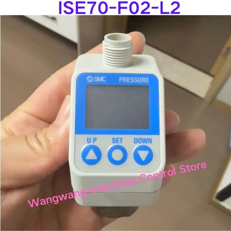 Brand-new  Digital pressure switch ISE70-F02-L2