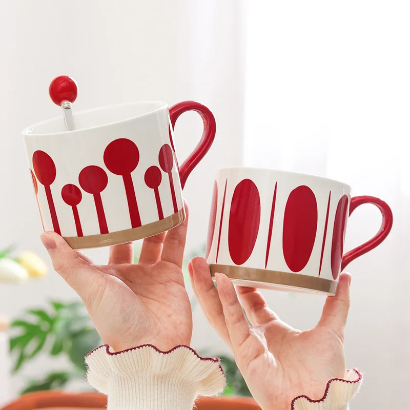 

INS Design Ceramic Mug with Spoon High Beauty Coffee Mugs Office Breakfast Milk Cup Large Capacity Couple Cups Birthday Gift