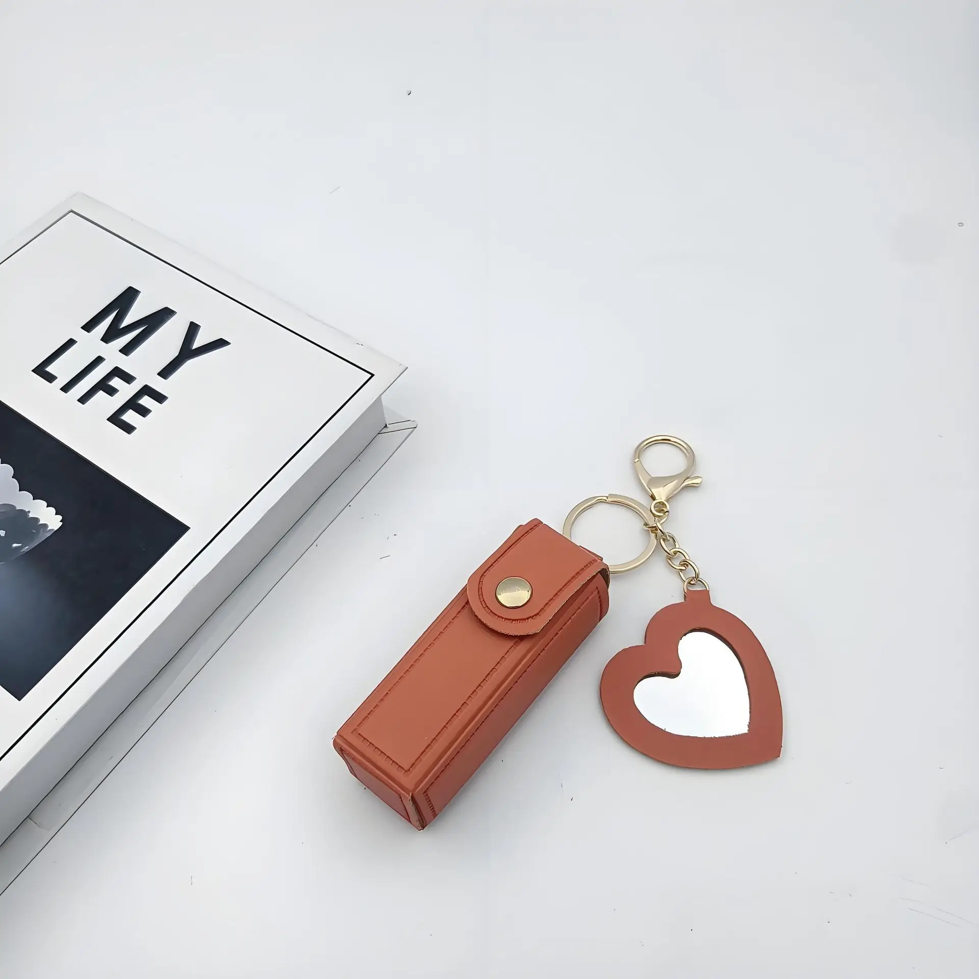 Fashion Leather Keychain with Mirror, Trendy Mini Pouch