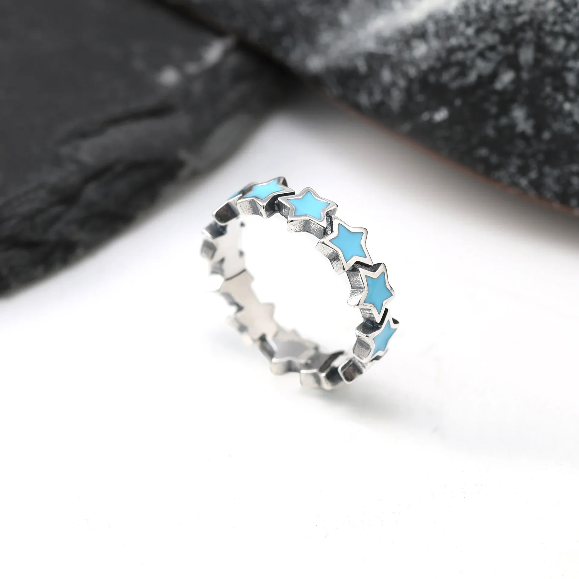 S925 Vintage Silver Infinity Double Heart Ring For Women, Retro Hollow Linked Love Heart Finger Band, Dainty Alloy Stackable Statement Jewelry, Minimalist Daily Wear Accessory, Eternal Romantic Love Gift For Ladies Multiple Sizes Available