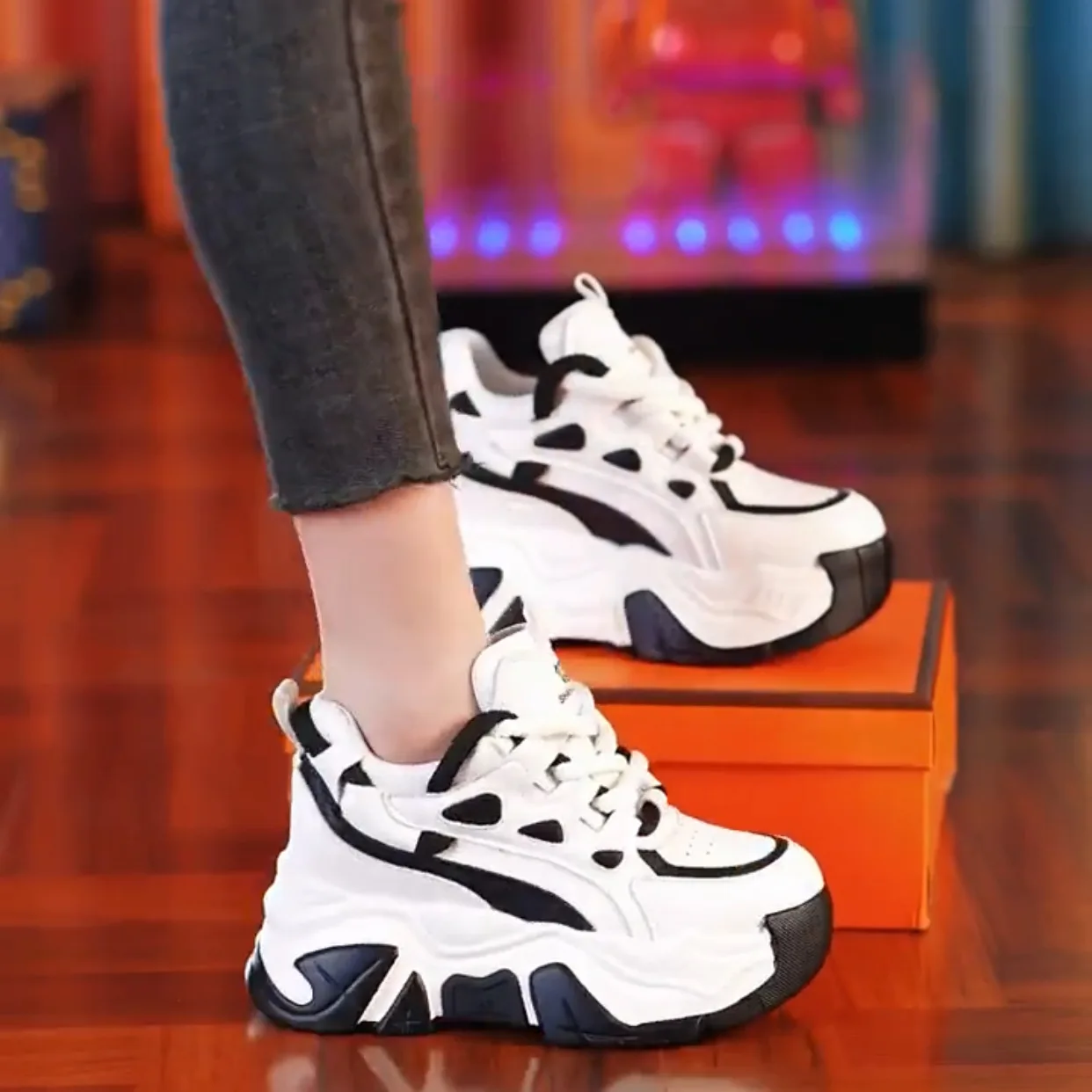 Platform Chunky Dad Shoes for Women Spring Autumn New Height-increasing Thick Sole Sneakers Versatile Lace-up Wedge Casual Shoes - view 6
