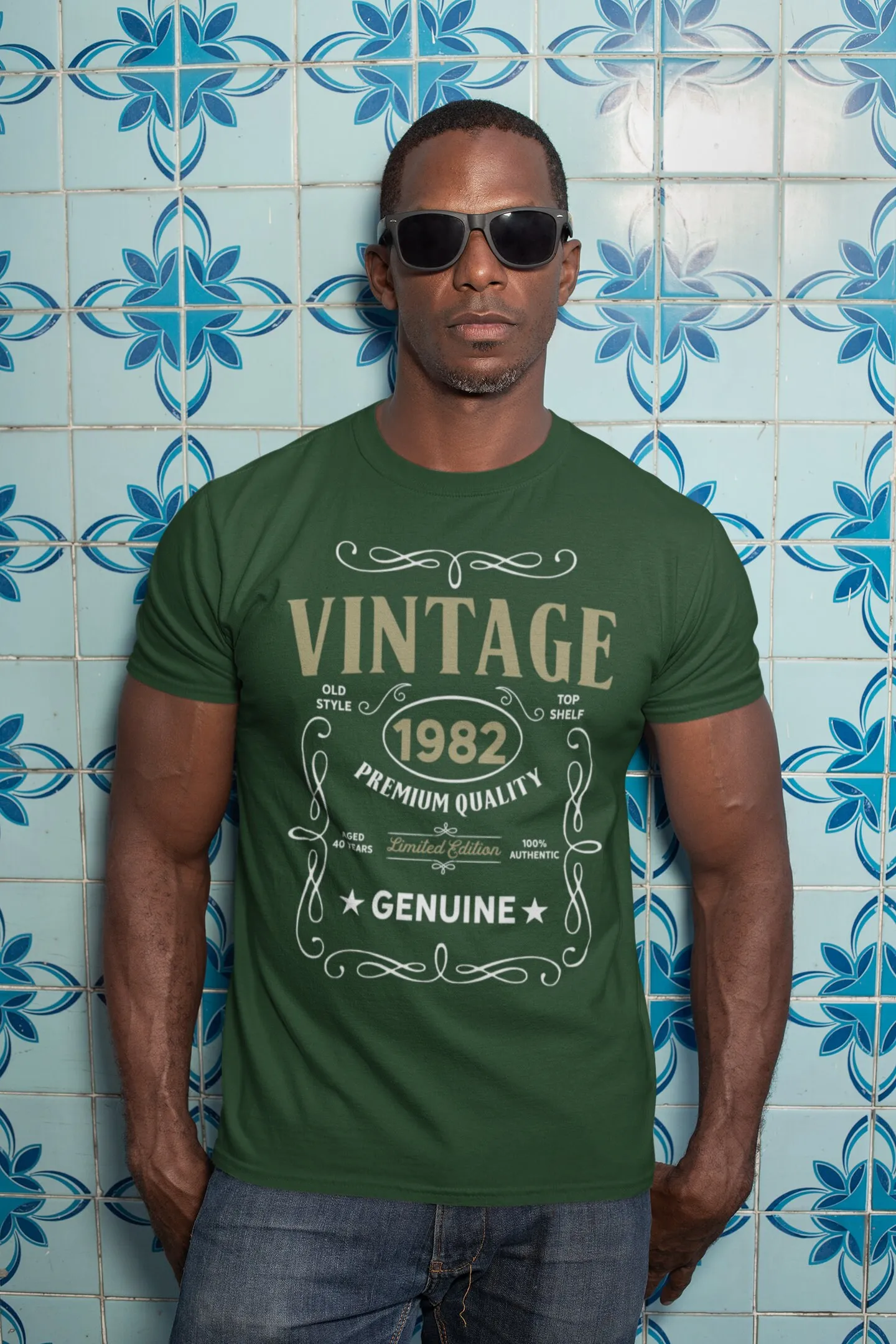 Men's Vintage 1982 40th Birthday T Shirt Classic Forty Idea Man