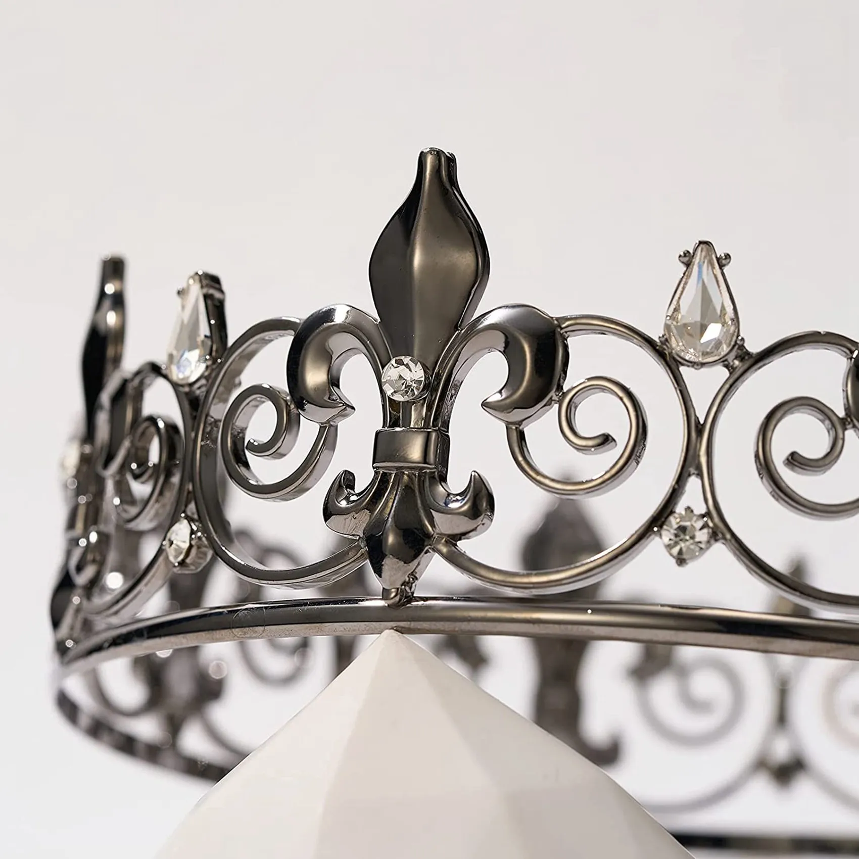 Gothic Full King Crown - Metal Crowns and Tiaras for Men & , Goth Prince Prom Party Hats, Cosplay Costume