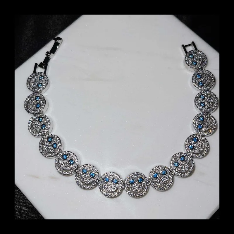 Mode Veelzijdige Armband Glimlach Volledige Diamond Smiley Gezicht Open Ring Niche Persoonlijkheid Micro Set Armband Liefde Armband Vrouwen