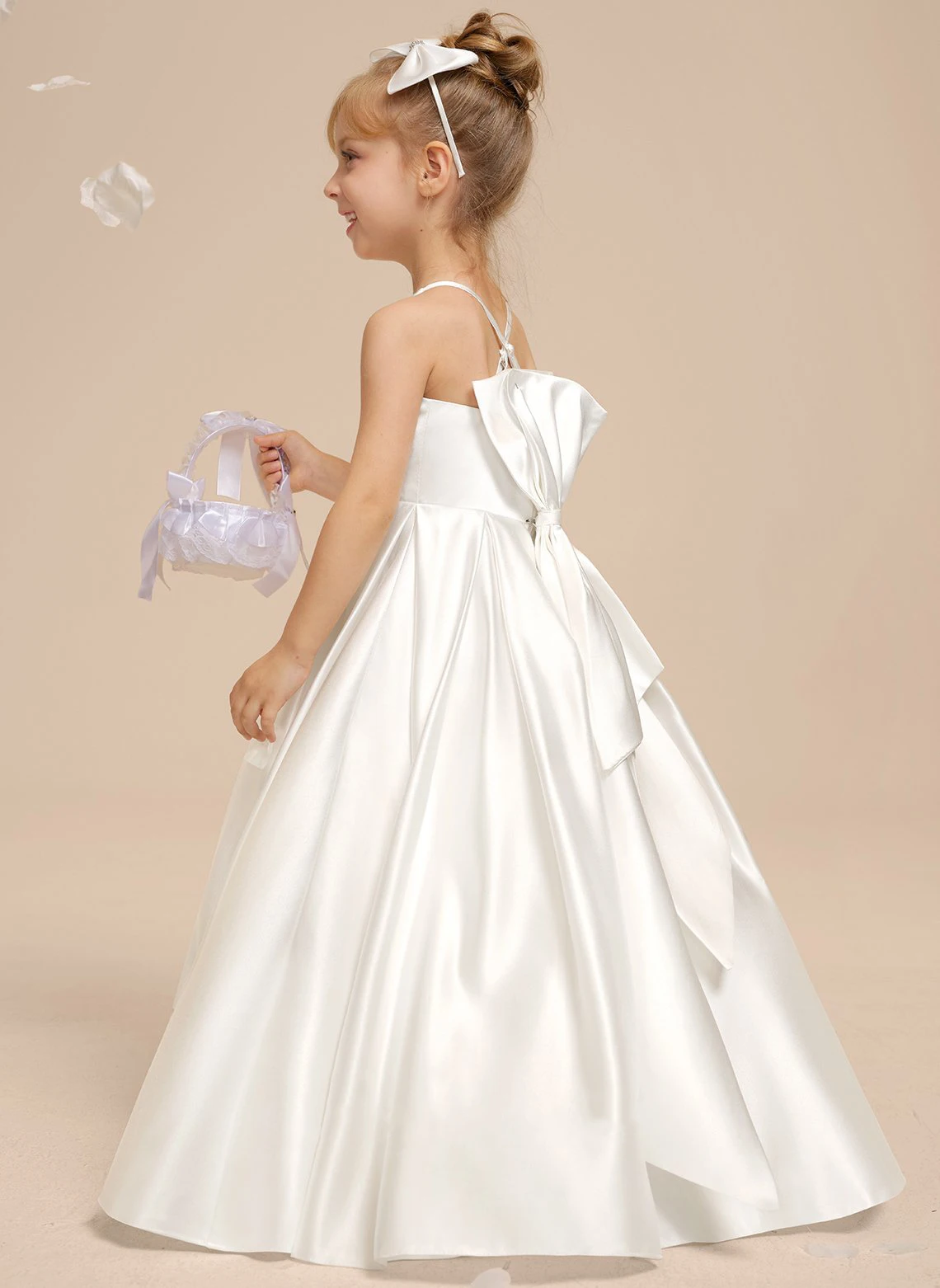 YZYmanualroom Vestido de menina flor de cetim com corte A até o chão e laço/personalizável