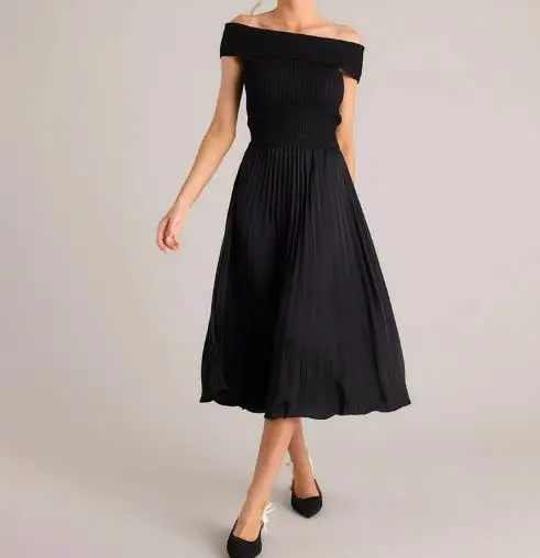 Zomer een schouder strapless slim fit temperament gebreid shirt hoge taille plooirok damesmode casual outfit