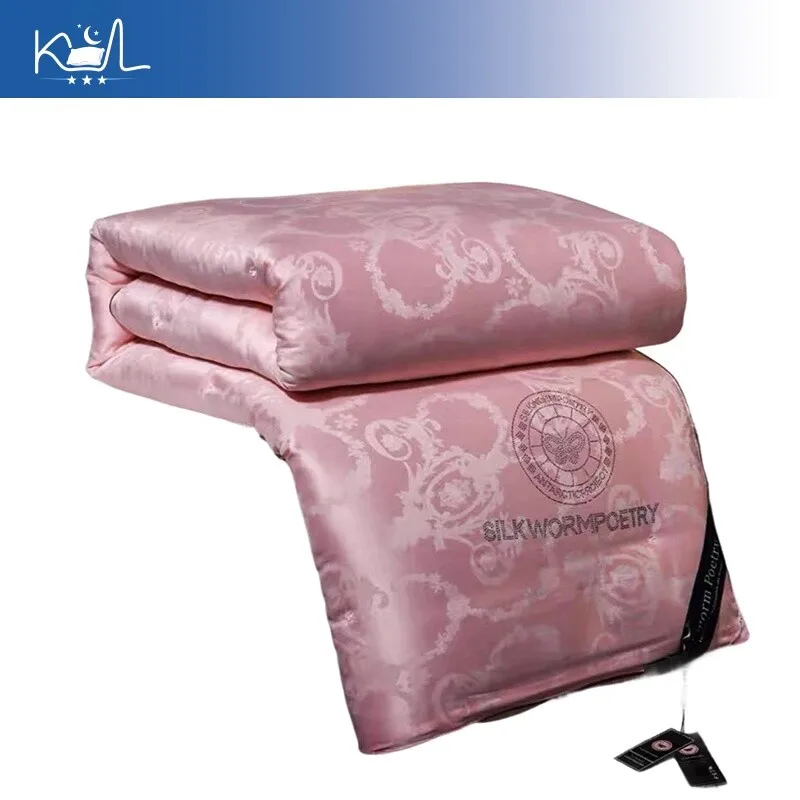 Hand Stitched Satin Jacquard Mulberry Silk Quilt with Silk Filling for Summer Cooling Spring Autumn Winter Versatile Comforter