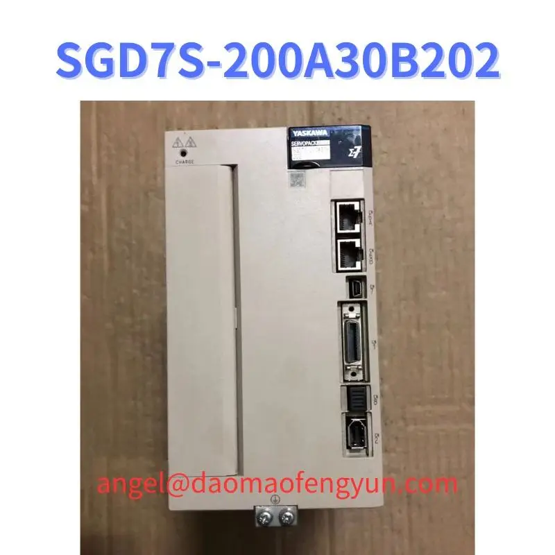 

SGD7S-200A30B202 Used servo drive 3kW test function OK