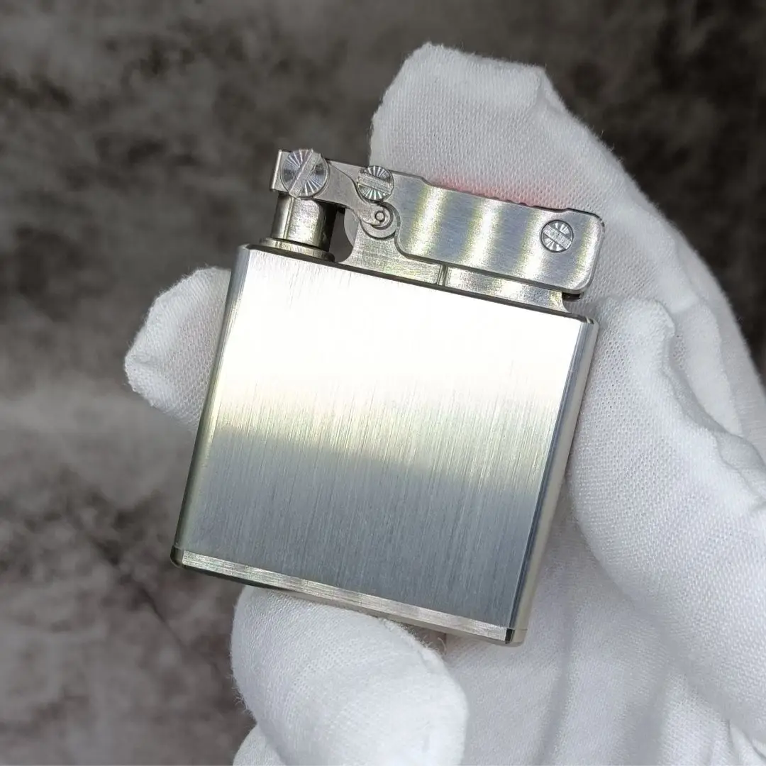 

Upscale Precision Production Of Mechanical Fuel Oil Lighters TC4 Titanium Alloy/316 Stainless Steel Material 2 Types