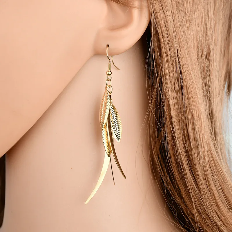 Trendy Leaves Earrings Bohemia Long Earring Women Irregular Sexy Girls Jewelry Fashion Punk Metal Tassel Earrings 2022 Earings