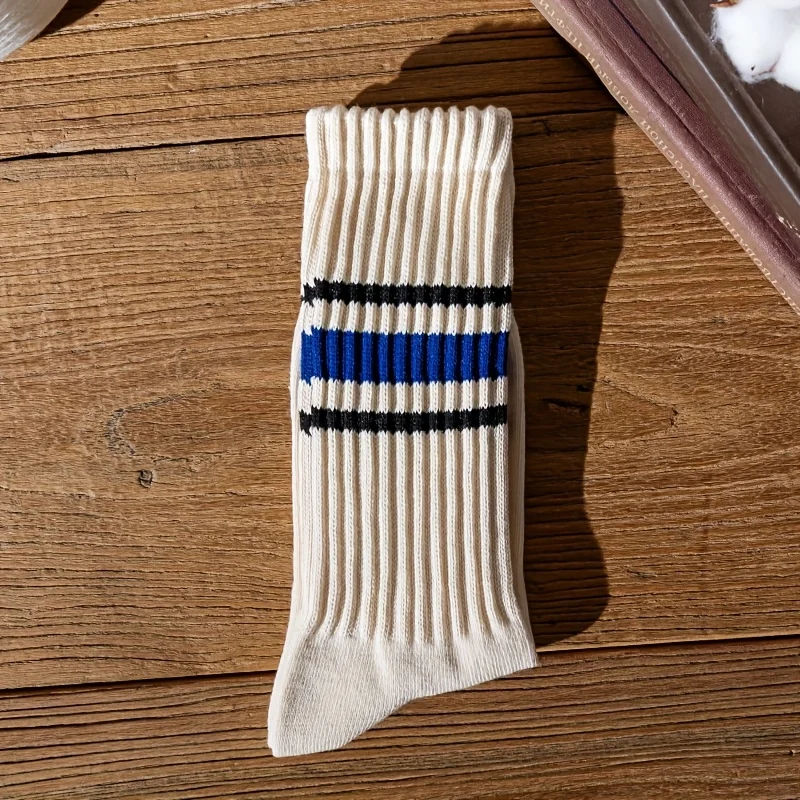 3 Pairs of Random Striped Socks Men'S Long Summer Autumn Winter Men'S Sweat Absorption Casual Wear Socks Minimalist Design