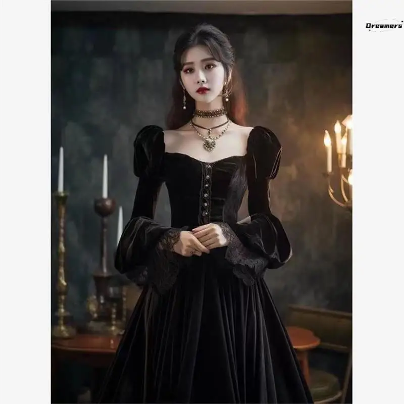 Ele Bla Velvet Dr L… - image