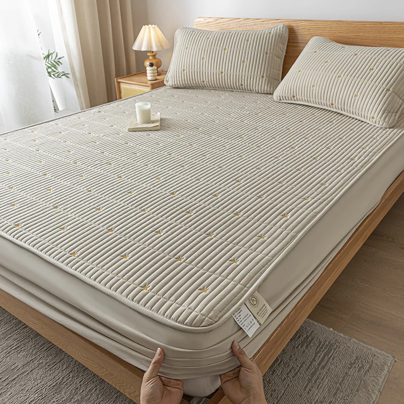 100% Waterproof Embroidered Mattress Pad Protector Breathable Adjustable Fitted Bed Sheet Quilted Bed Cover 150/160/180/200/220