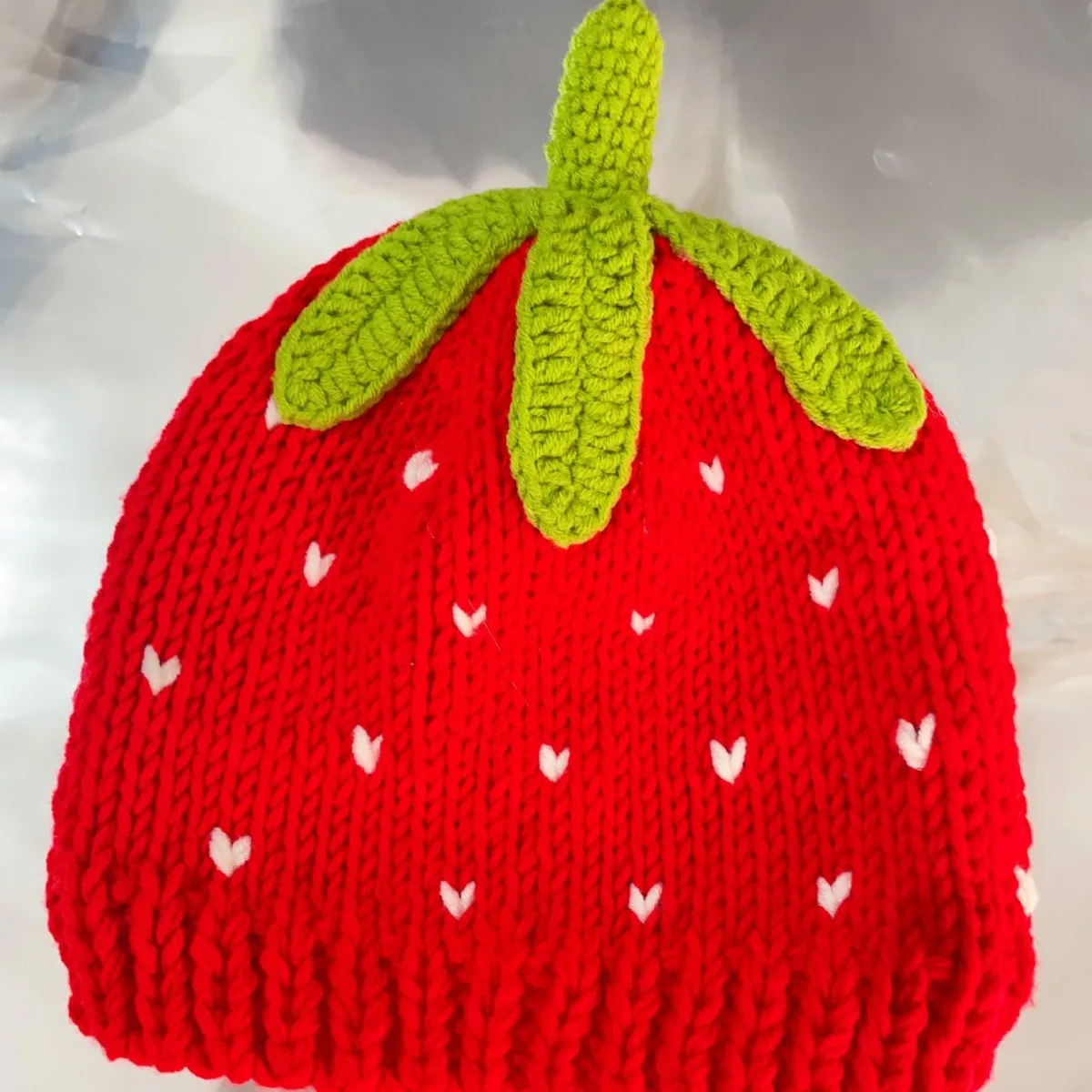 Winter Warm Hatsweet Strawberry Hat Lightweight Versatile Creative Girl Women Crochet Casual Headgear Knit Beanie Cap Skull Cap